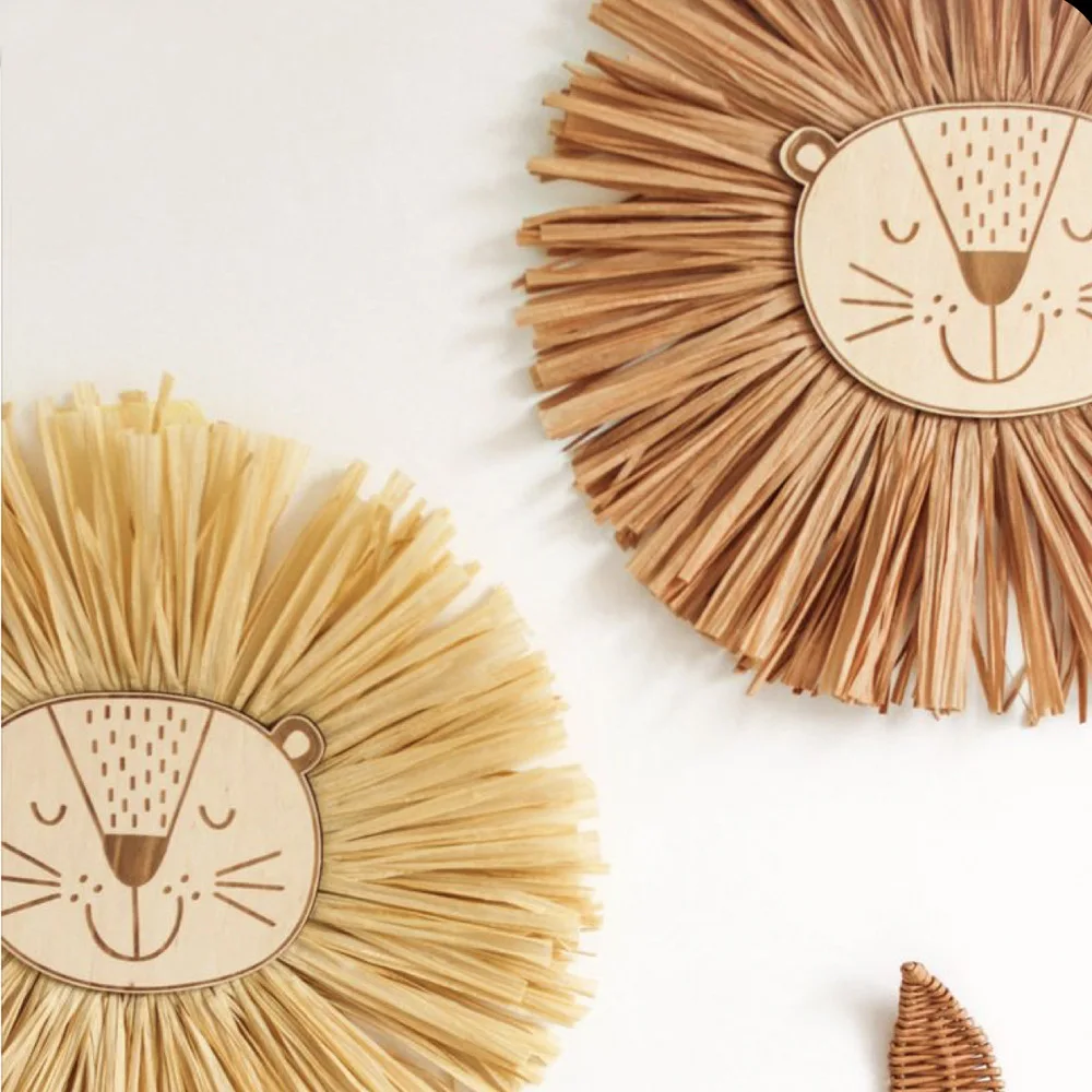 50x50cm Boho Lion King Wall Hanging Decor Handmade Woven Grass Straw Animal Tassel Art for Nursery Baby Child Room Home Decor