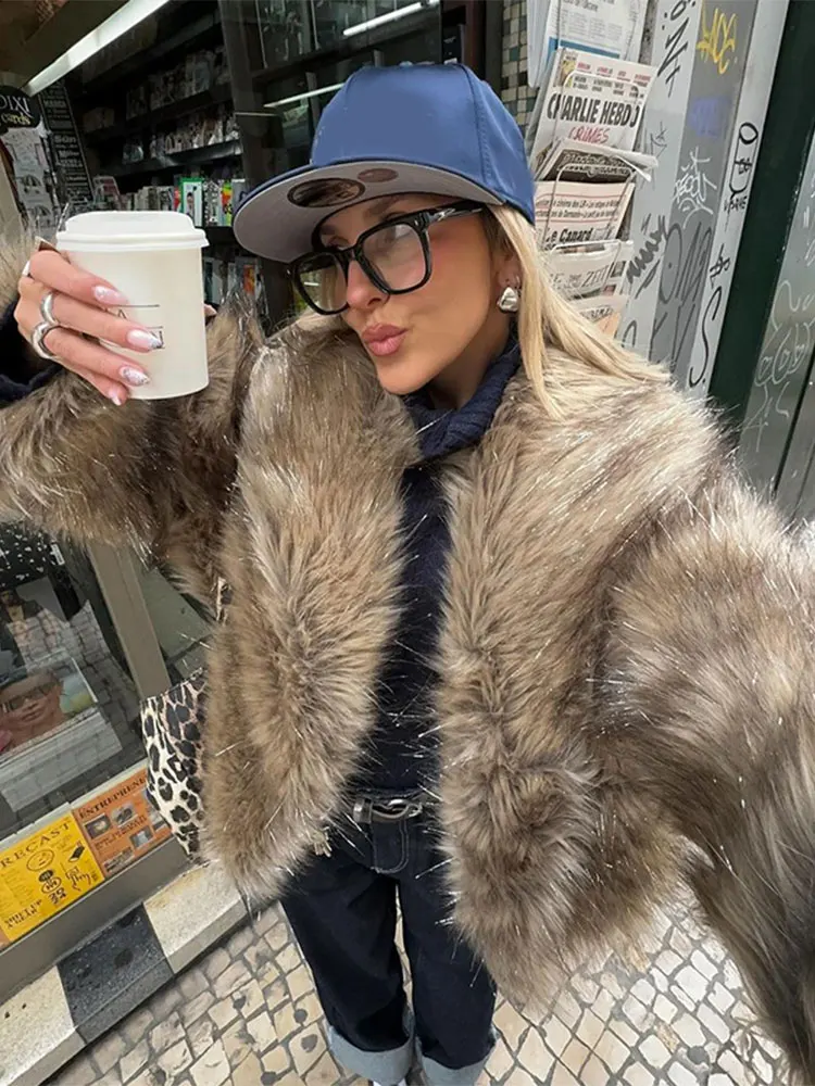 Women Winter Furry Faux Fur Coat Chic Oversize Lapel Long Sleeves Thicken Outwear 2024 Iconic Street Fashion Lady Fur Jacket