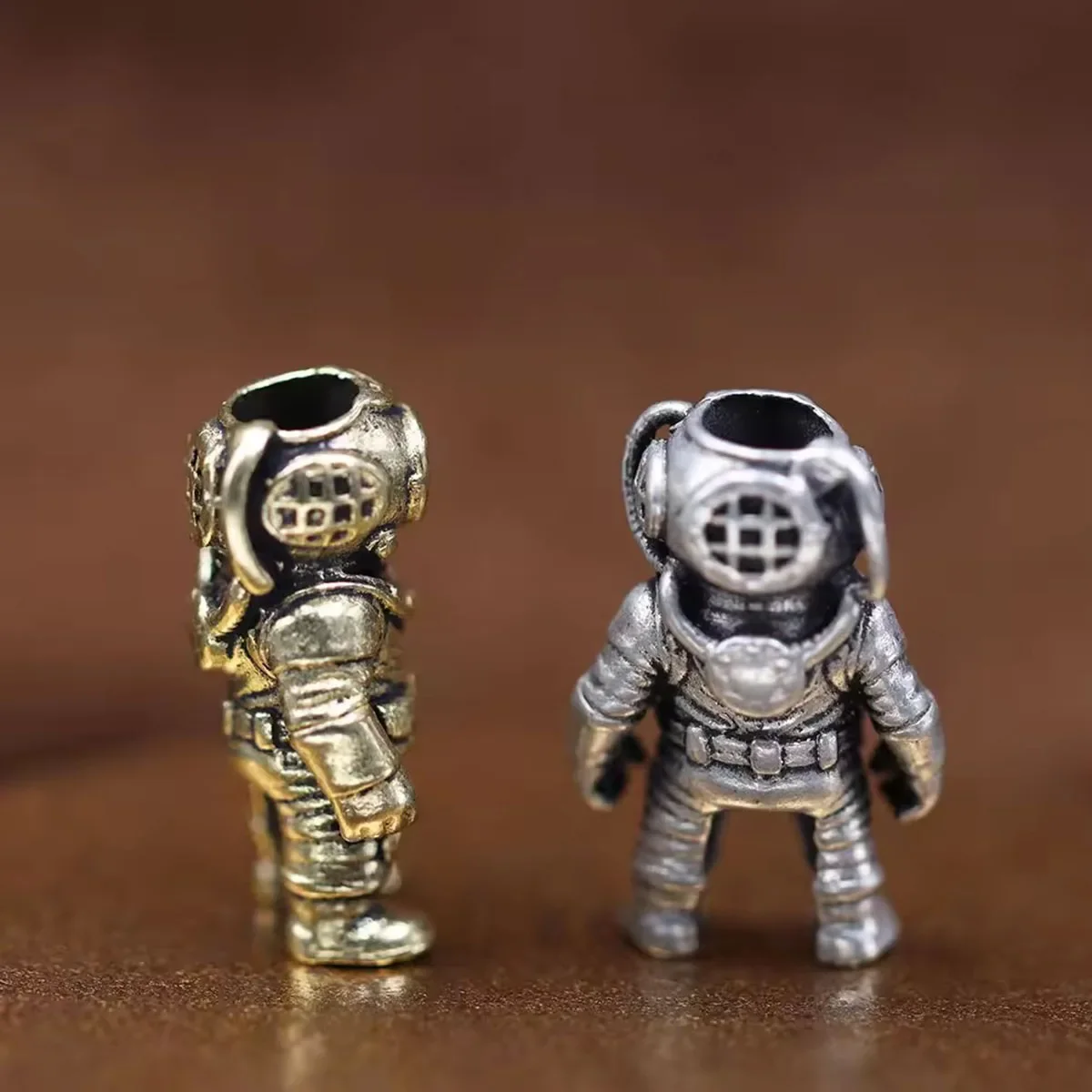 Diver Figurine Brass Knife Beads Set for DIY Woven Bracelets Lanyard Pendants Accessories Outdoor Craft Kit view 4