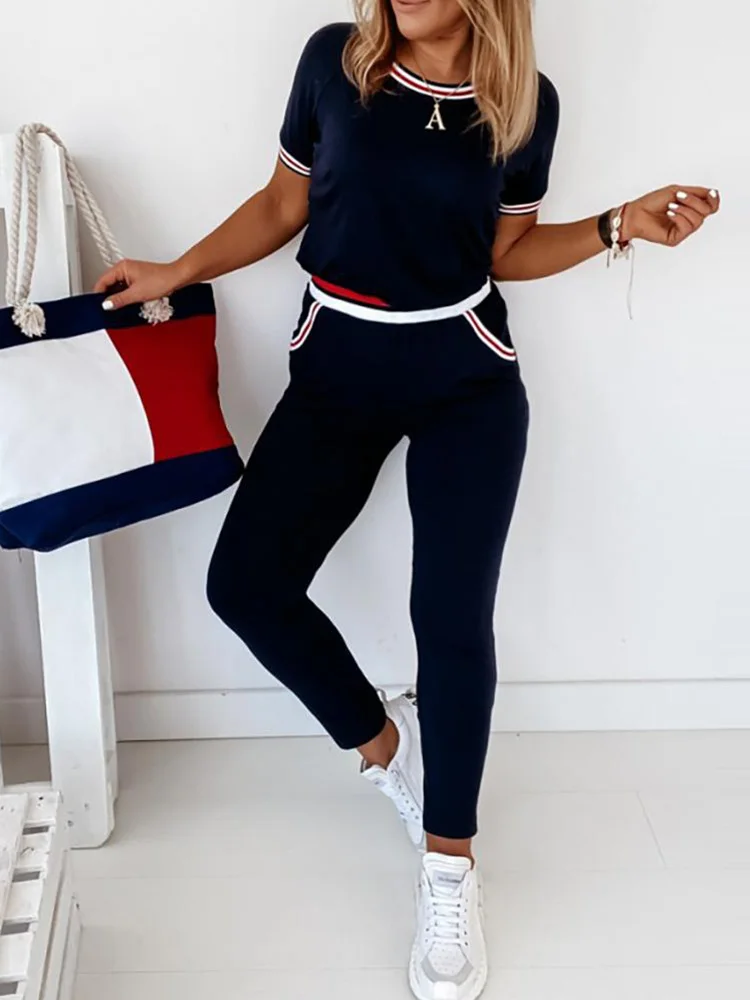 Conjunto de dos piezas para mujer, Top de manga corta con bolsillos y pantalones de diseño, ropa de calle informal para entrenamiento