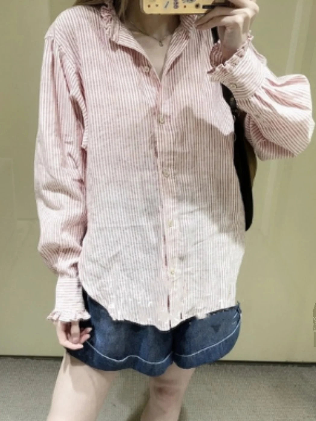 

Loose Striped irt Women's Top Button Design Cotton Long Sve Ear Musoom Collar Commute Two Colors Busin Casual irt