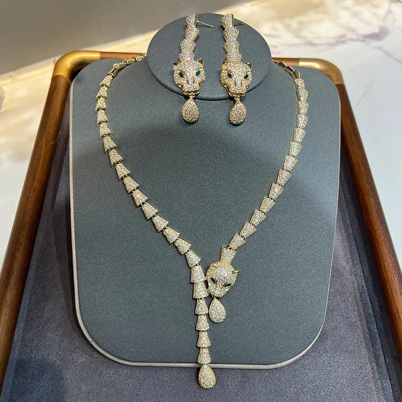 

New Fashion Unique Design Zircon Leopard Necklace Earring Two-Piece Set Women Jewelry Set Dress Banquet Accessories High-Quality