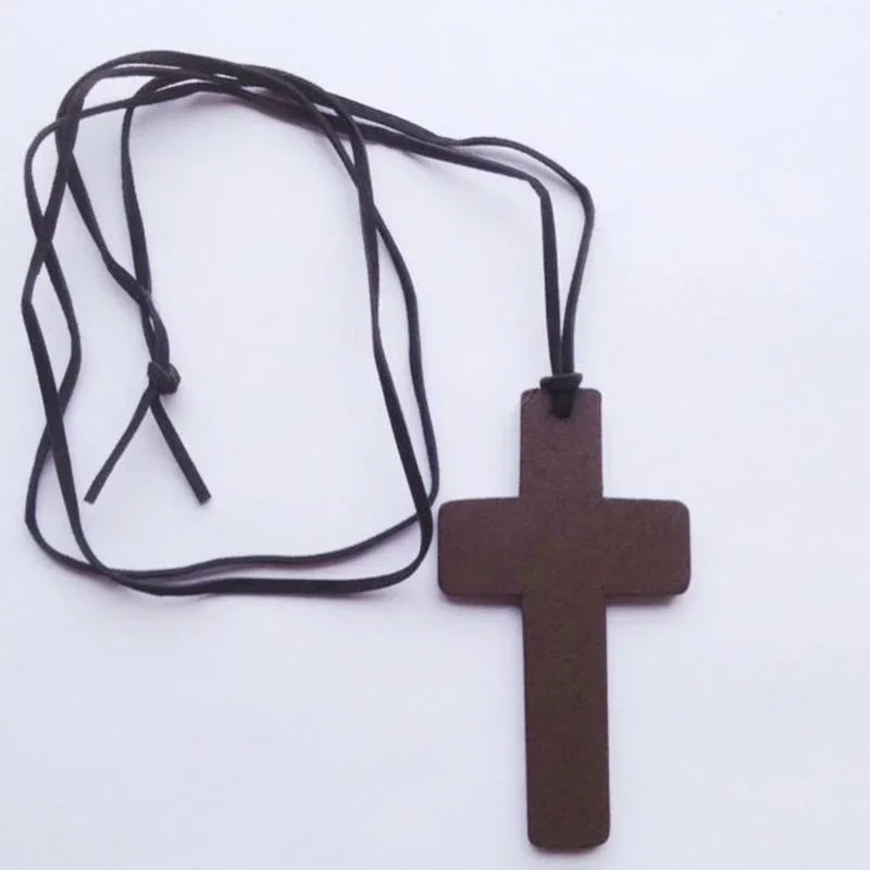 Fashion New Retro Men Women Brown Cross Pendant Christian Religious Wooden Wood Long Chain Sweater Necklaces