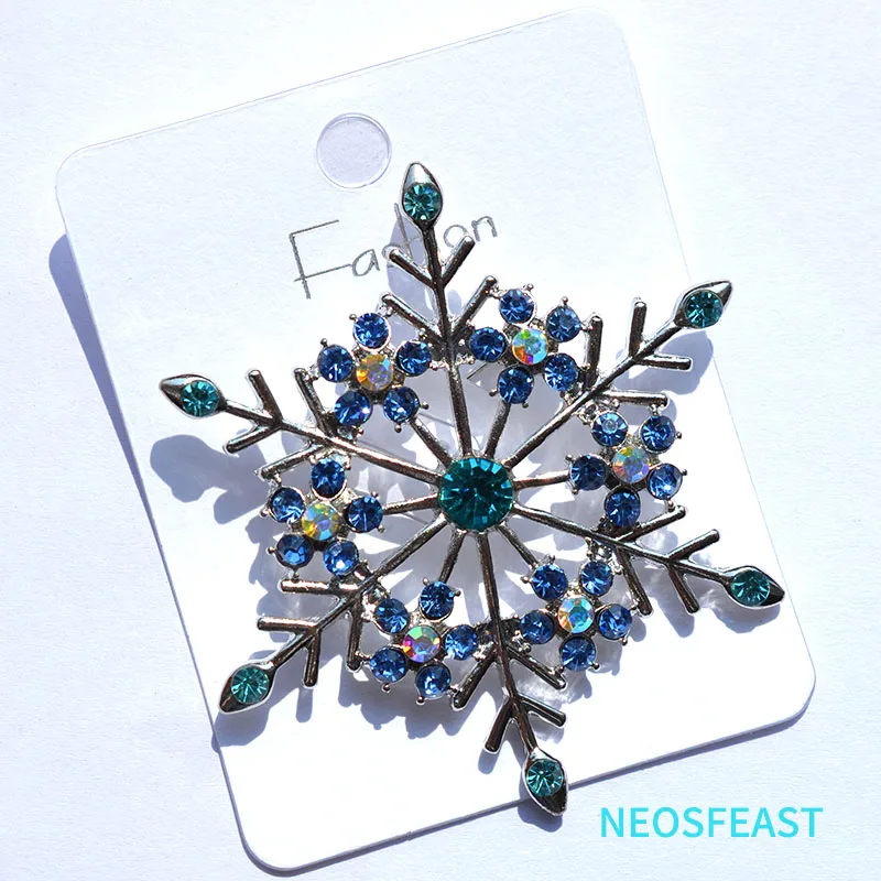 Delicate Blue Color Snowflake Rhinestone Brooches For Women Alloy Corsage Pin Ladies Christmas Gifts Accessory Fashion Jewelry