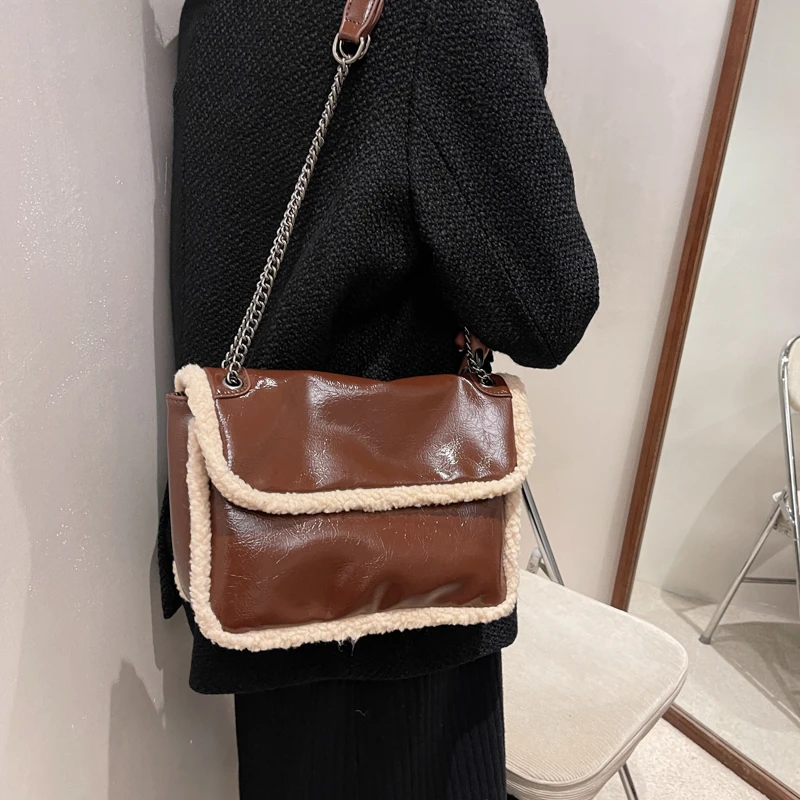 2022 Winter Women\'s Designer Underarm Handbag Soft Leather Patchwork Faux Fur Luxury Brand One Shoulder Crossbody Bag Bolsos