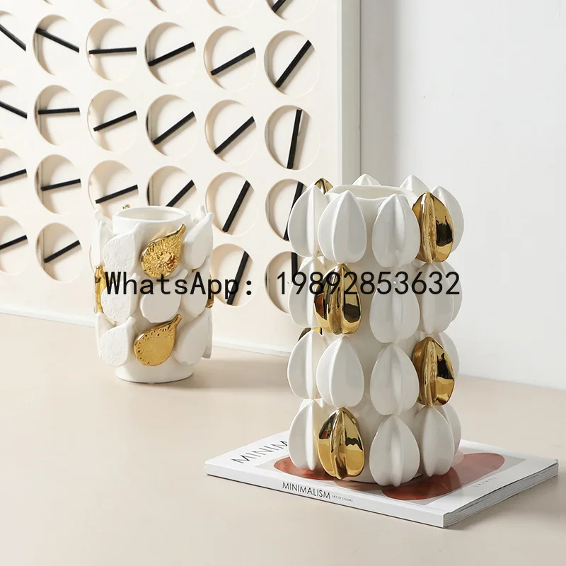 

Z6 Modern Light Luxury Creative Fruit Real Ceramic Vase Exhibition Hall Villa Coffee Table Ornament