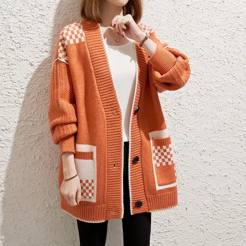 Ladies Sweaters Plaid Red Knitted Top for Women Long Cardigan Harajuku Fashion New Knitwear Autumn Winter 2024 Korean Style Sale