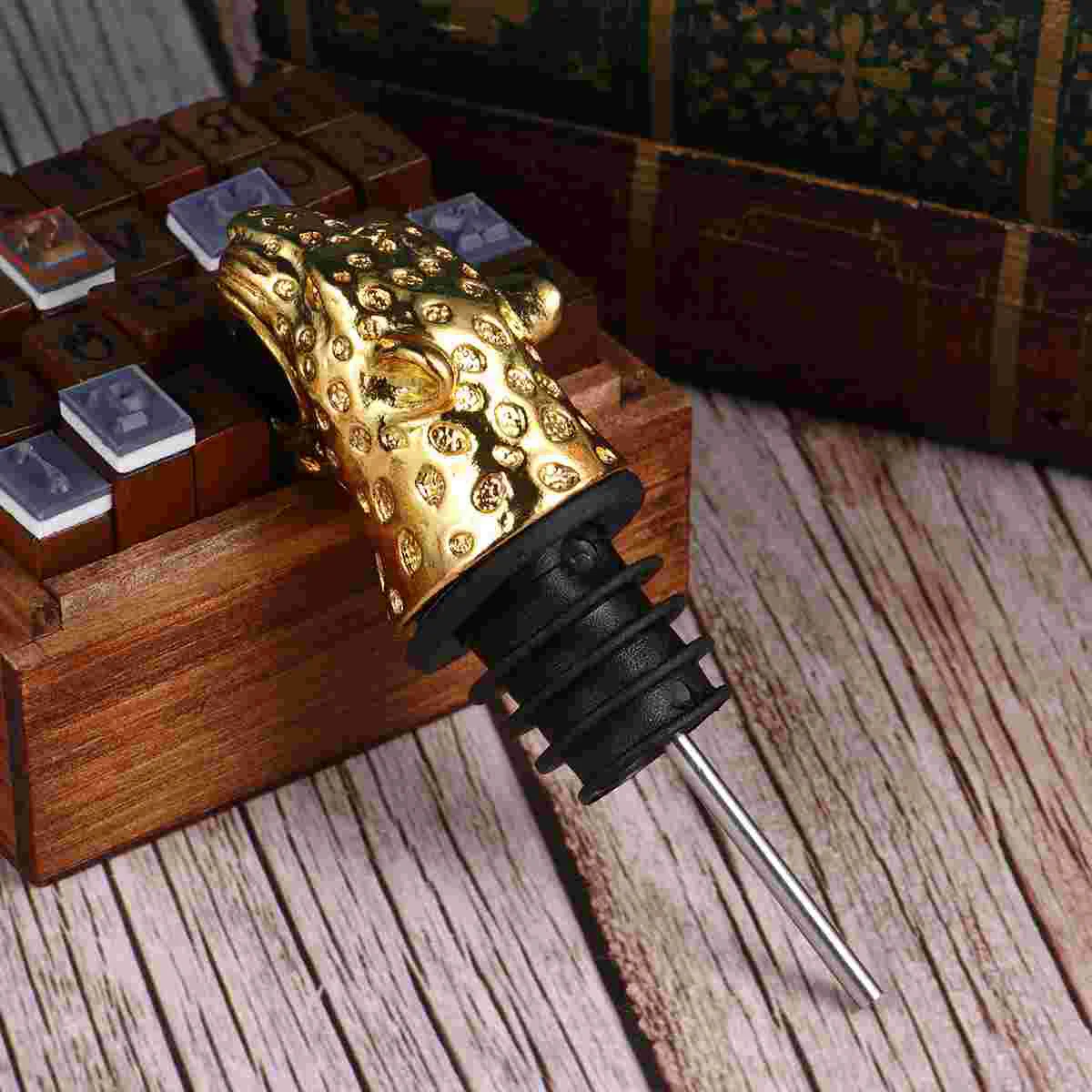 

Aerator Pour Bottle Stopper Leopard Head Shape Pourer Alloy Stoppers Caps Metal