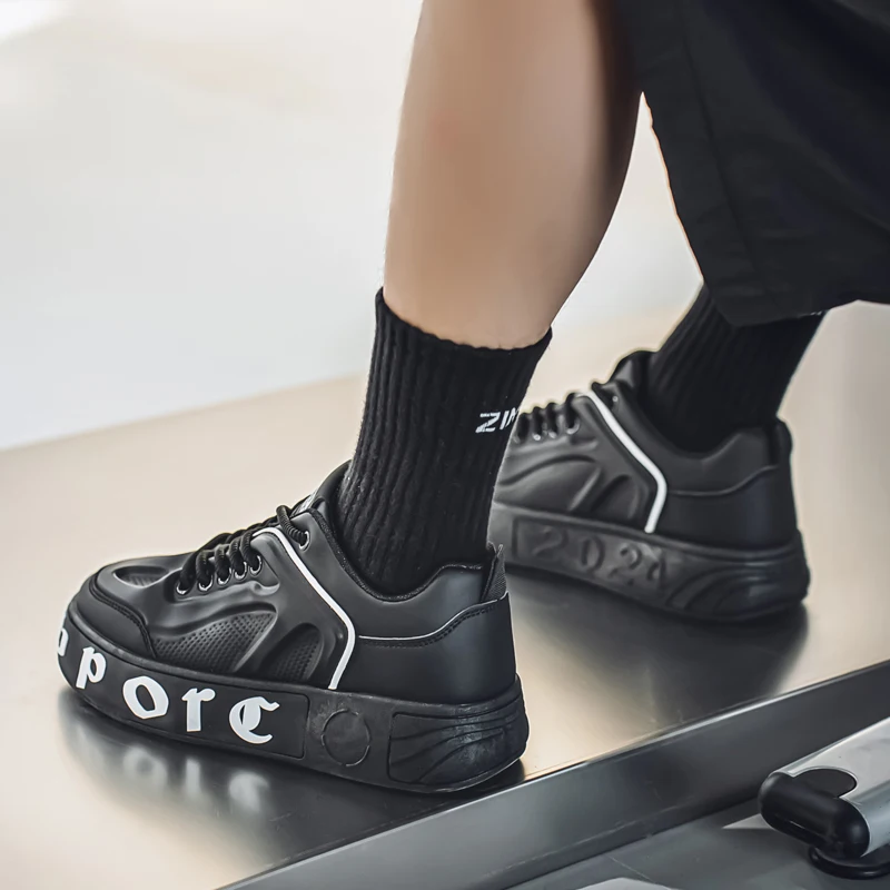 

Повседневные и спортивные мужские модные универсальные модные износостойкие противоскользящие и увеличивающие рост туфли на толстой подошве