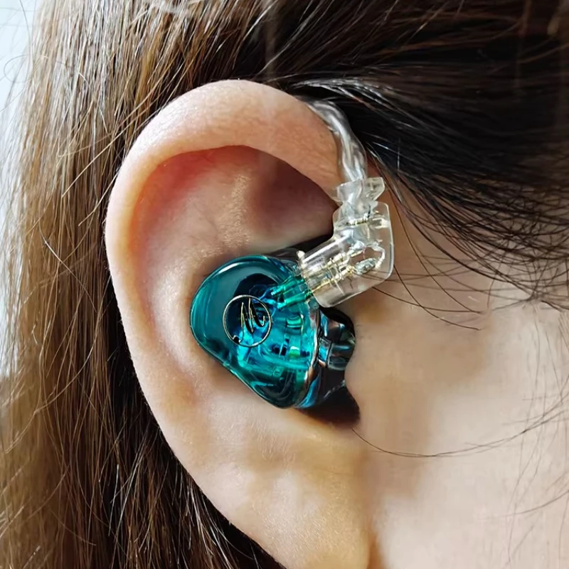 

Hanging HIFI Wired Earphones with Microphone Type-C Interface Customized Resin Material Heavy Bass Gaming and Sports Earphones