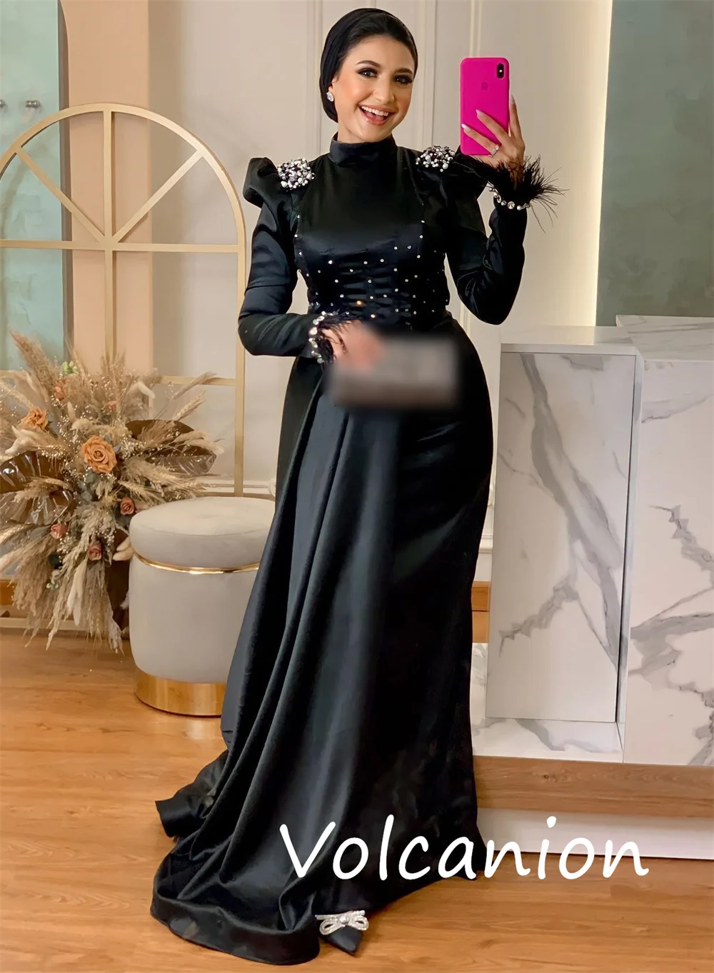 Tamanhos personalizados disponíveis charmeuse lantejoulas plissado a linha gola alta vestidos longos sob medida ocasião retro