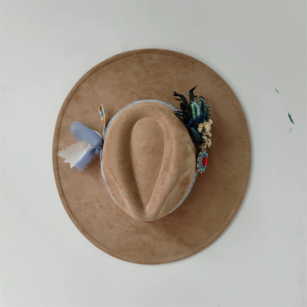 9.5CM Wide Brim Suede Hat for Men and Women Autumn and Winter Retro Fedora Hat Fashion Dried Flower Accessories Hat Wedding Hat