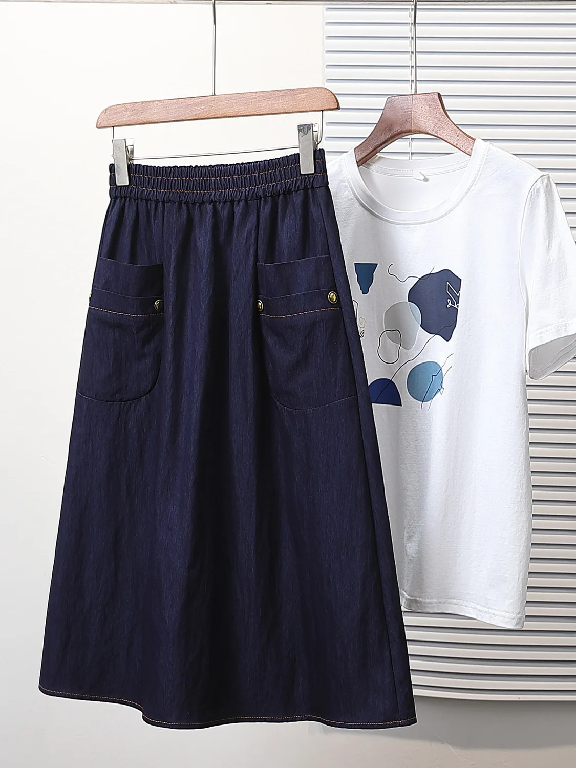 

plus Size High Waist A-Line Skirt Spring 2026 New Casual Style Thin Illusion Denim Skirt for plus Size Women