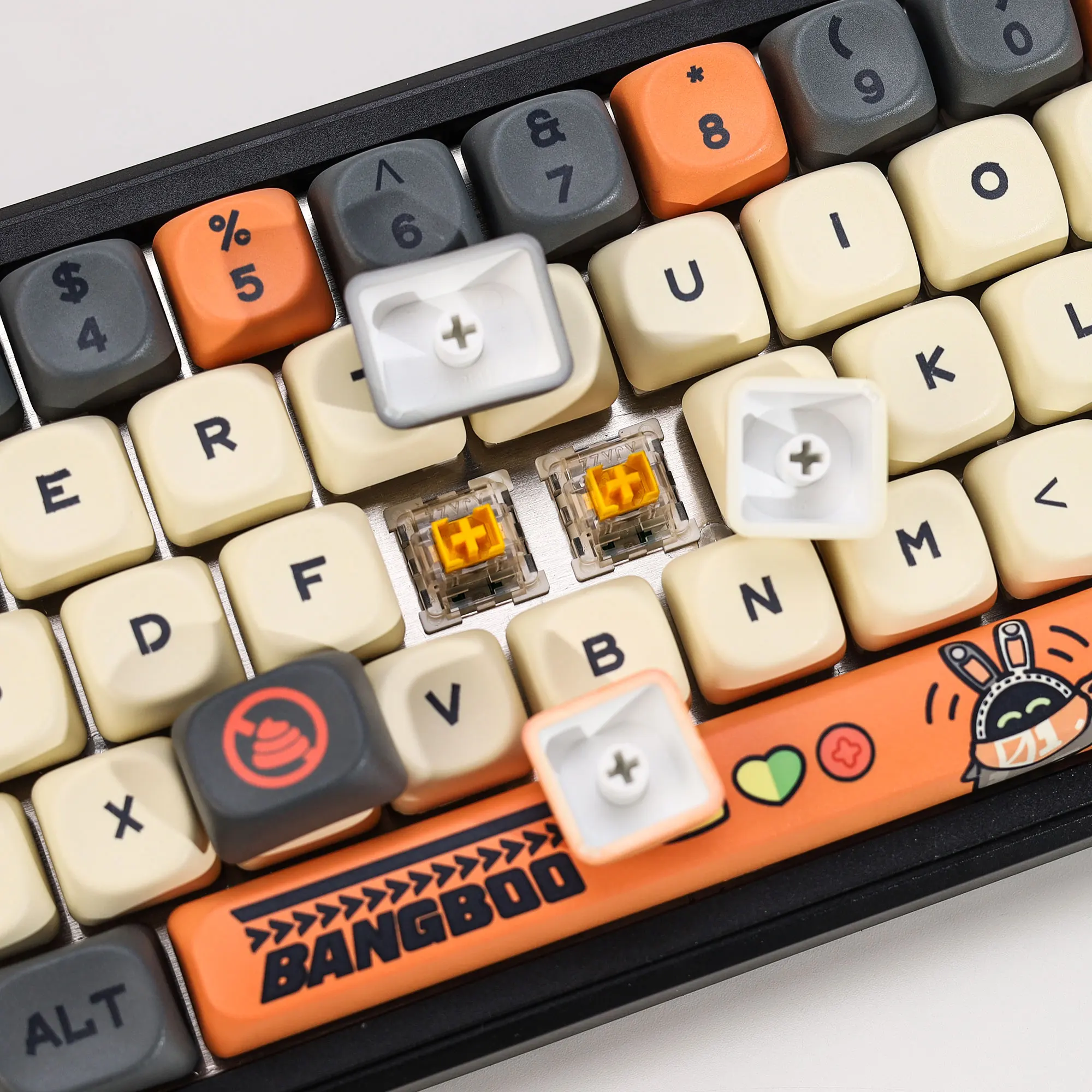 KBDiy ZZZ Bangboo Themen-Keycaps Anime Niedliche KOA MOA Profil PBT Tastenkappen ISO Benutzerdefinierte DIY für 60% Gaming Mechanische Tastatur Tastenkappen – Detail 4