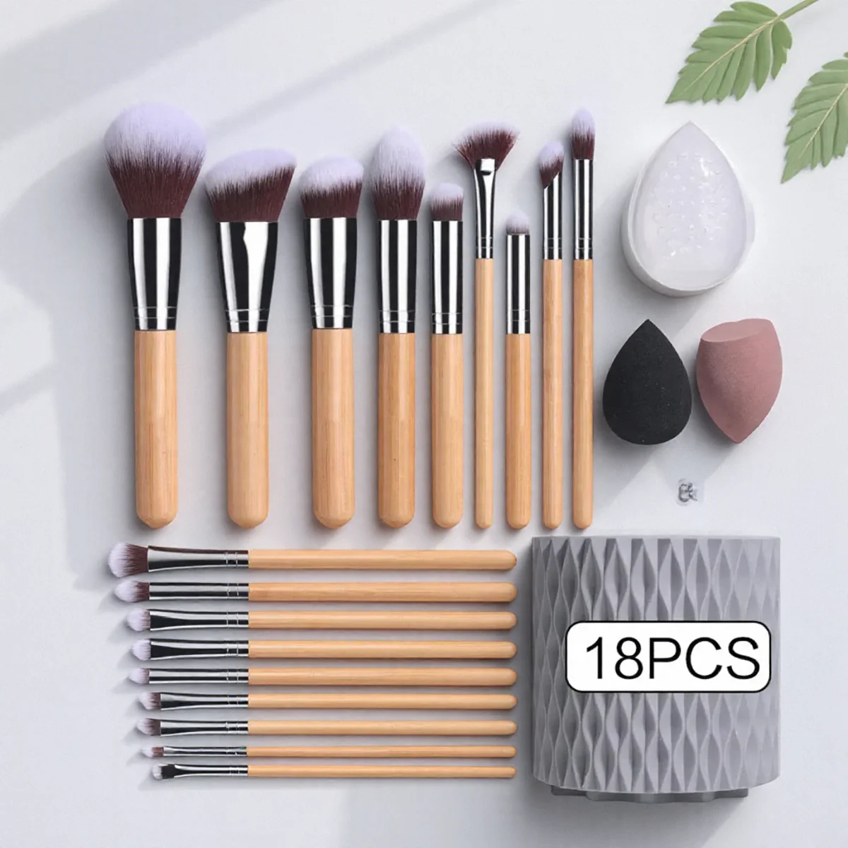 18PCS Makeup Brush Set with Sponge Egg Swivel Organizer Professional Eyeshadow Foundation Blush Tools for Beauty Makeup