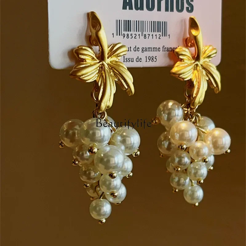 Medieval style grape string long earrings niche sweet and cool style retro pearl earrings