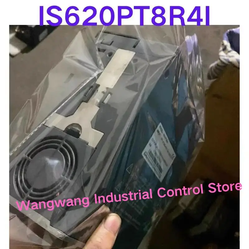 Brand-new   Servo Drive IS620PT8R4I
