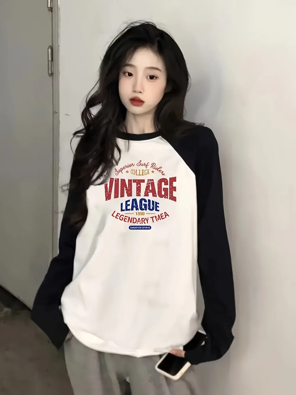 النمط الياباني والكوري المتناقضة اللون بأكمام طويلة تي شيرت الرجعية نمط الدوري ثلاثية الأبعاد الطباعة جولة الرقبة عارضة أعلى #1