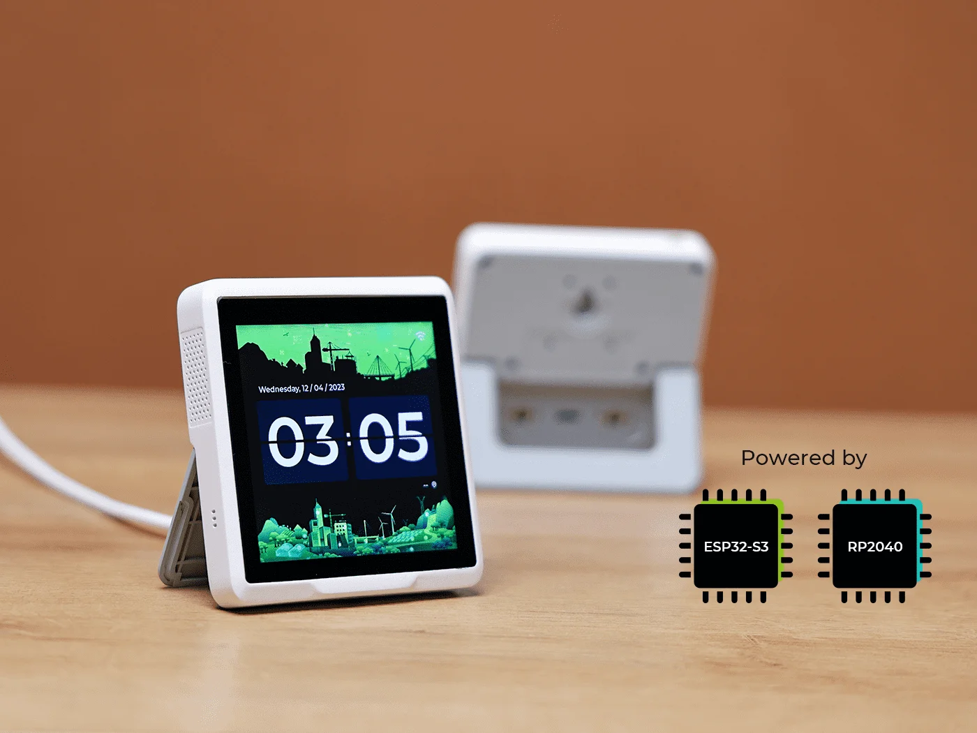 SenseCAP 4-Inch RGB Touch Screen Indicator D1 IoT development platform powered by ESP32S3 & RP2040