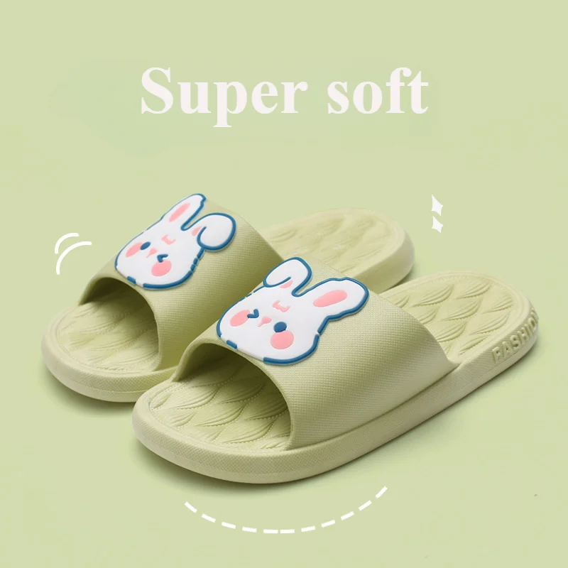 New slippers for summer women\'s outdoor wear, flat bottomed indoor home shower, small and cute parent-child cartoon slippers