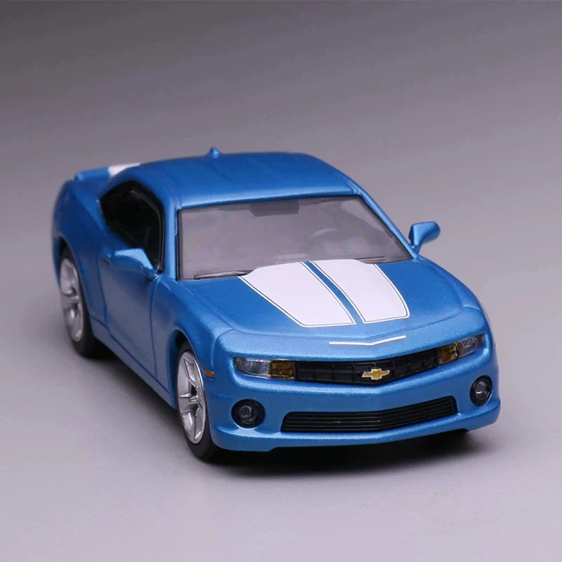 596 Model Diecast Alloy 1:64 Scale Camaro Car Model Adult Classic Collection Gift Display Boy Toy