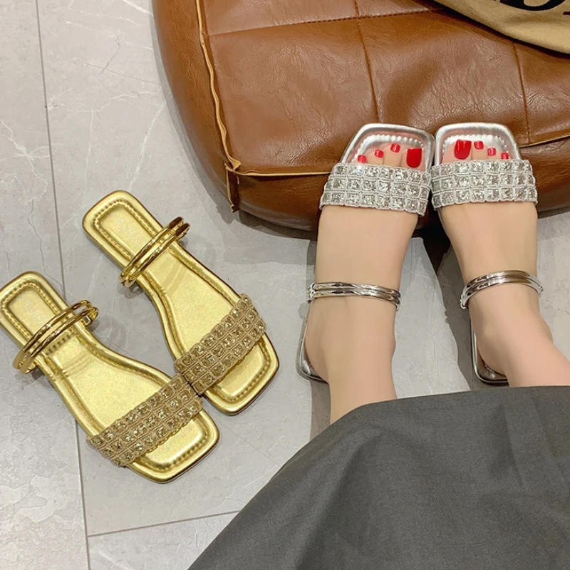 New Women Sandals Summer Fashion Elegant Shoes Women Non-Slip Crystal luxury Slippers Rivet Rhinestone Low Heels Sandals Women