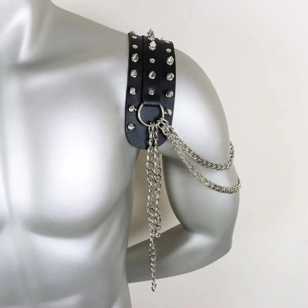 Vintage Leather Shoulder Armor Leather Punk Style Leather Shoulder Pad Rivet Chain Tassel Metal Epaulet Accessories Unisex
