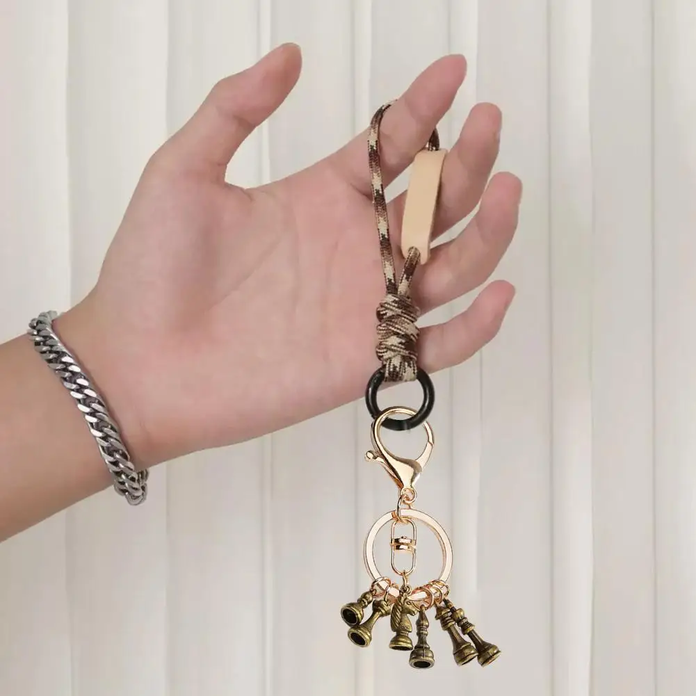 قطع الشطرنج سلاسل المفاتيح حقيبة سحر المعلقات الشطرنج سيارة Keyrings حقيبة يد محفظة الشطرنج كيرينغ معلقة الديكور لوازم السيارات