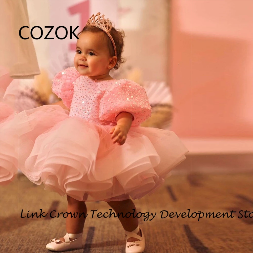 

COZOK Scoop Puffy Short Sleeve Flower Girls Dresses with Sequined 2024 Summer Knee Length Christmas Dresses فستان عيد الميلاد