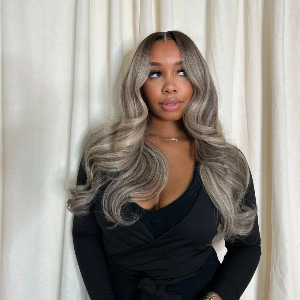 13x4 Transparent Lace Frontaal Wig Ombre Rooted Grey Highlight Blonde Body Wave Stynthetic Fibre Wig for Women Party Wear