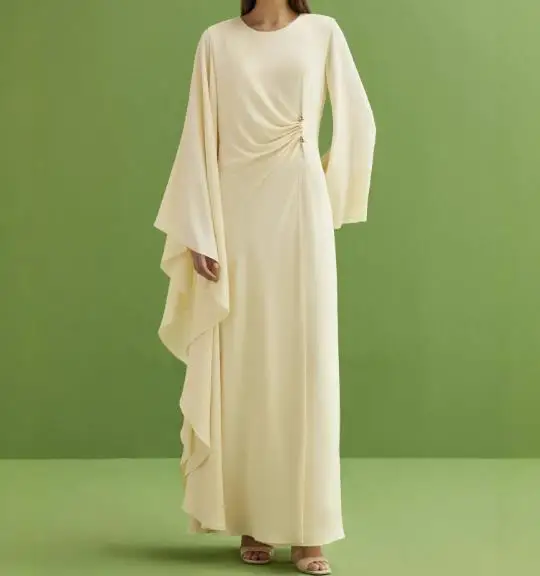 

Elegant Women's Dress with Solid Color Metal Buckle Design and Flared Sleeves, Loose Fitting Dress Suitable for Banquets