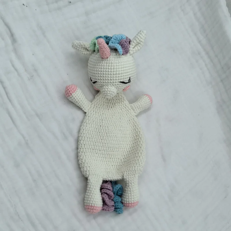 Baby Sicherheits decke Handtuch Fütterung Lätzchen weiches Handtuch Baumwolle Spuckt uch Säuglings dusche Geschenk gestrickt schöne Tier Rassel