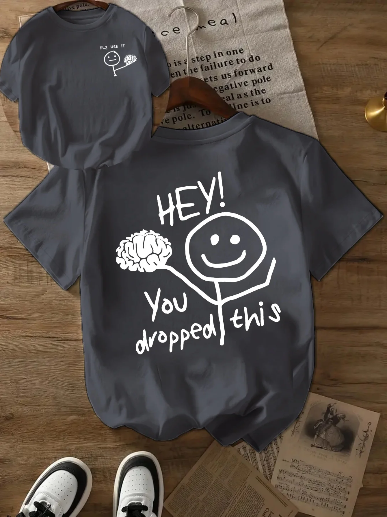 Simple line drawing little figure double-sided printed fashionable short-sleeved casual short-sleeved round-neck