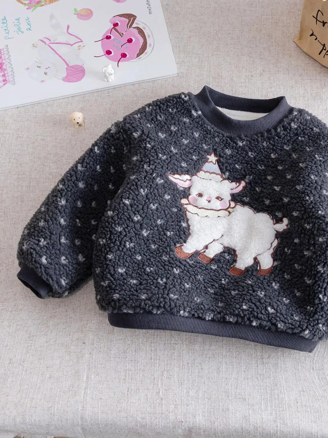

Girls Fce Lined Spotted Lamb Fur Sweatirt Comfortable Warm Faionable Cute Winter New Arrival Cotton Long Sve round ...
