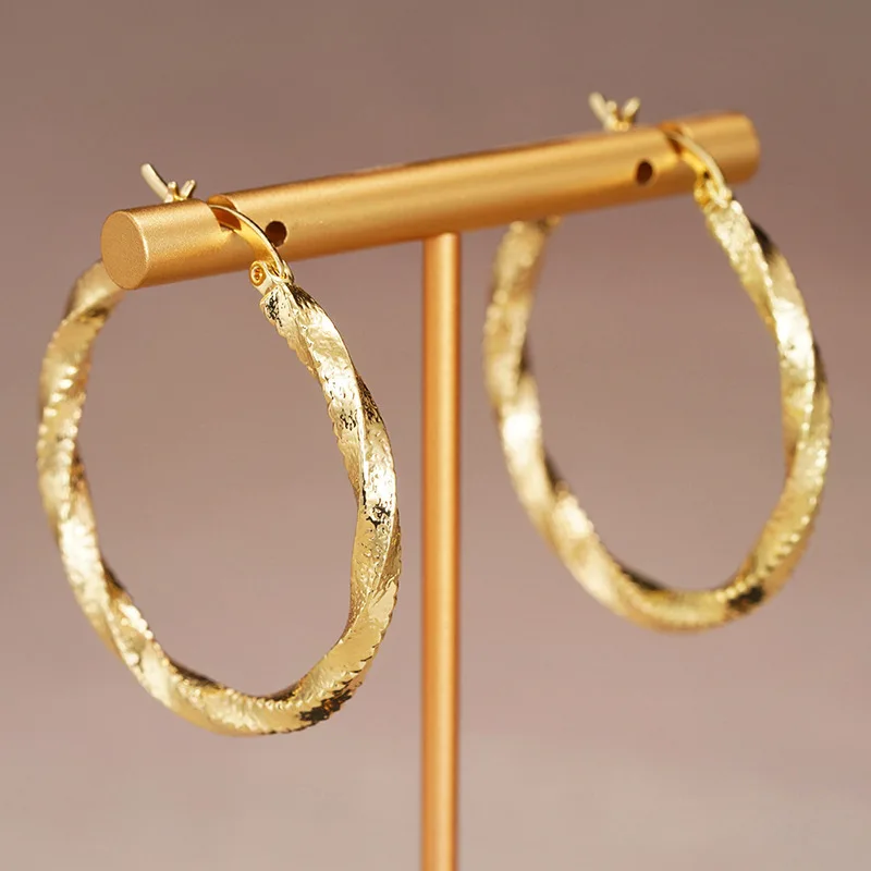 

HIBRIDE Trendy Slim Earrings Everyday Women's Dress Accessories Jewelry Suitable for Holiday Wedding Travel Gifts E330