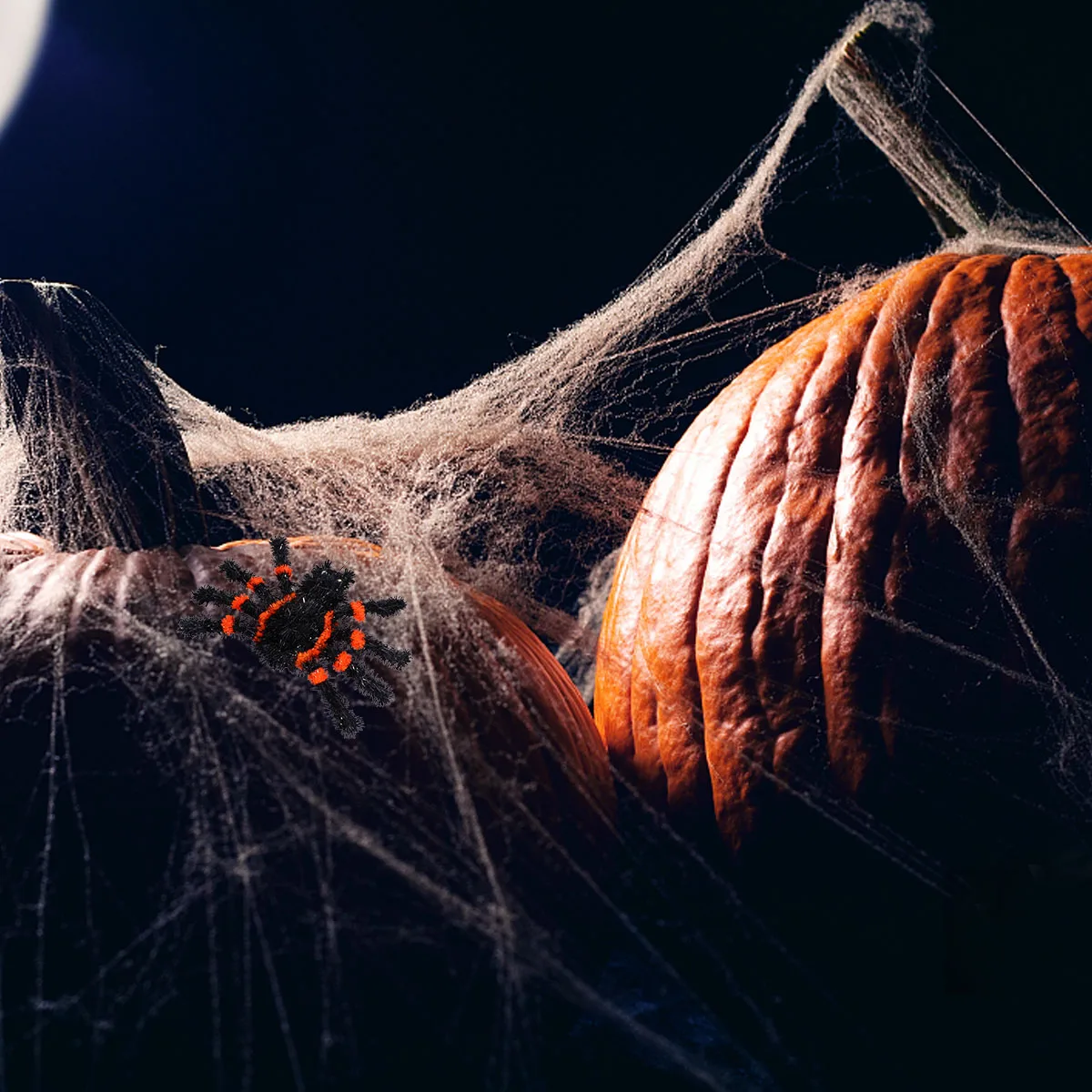 

2Pcs Halloween Hanging Spider Plastic Ornaments Frightening Haunted House Graveyard Party Decor Halloween Hanging Spider