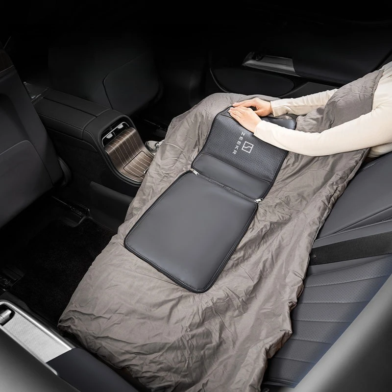 For Zeekr 7X 001 007 009 X Car Pillow Blanket Foldable Car Neck Pillows Nappa Leather Headrest Seat Lumbar Cushions Support