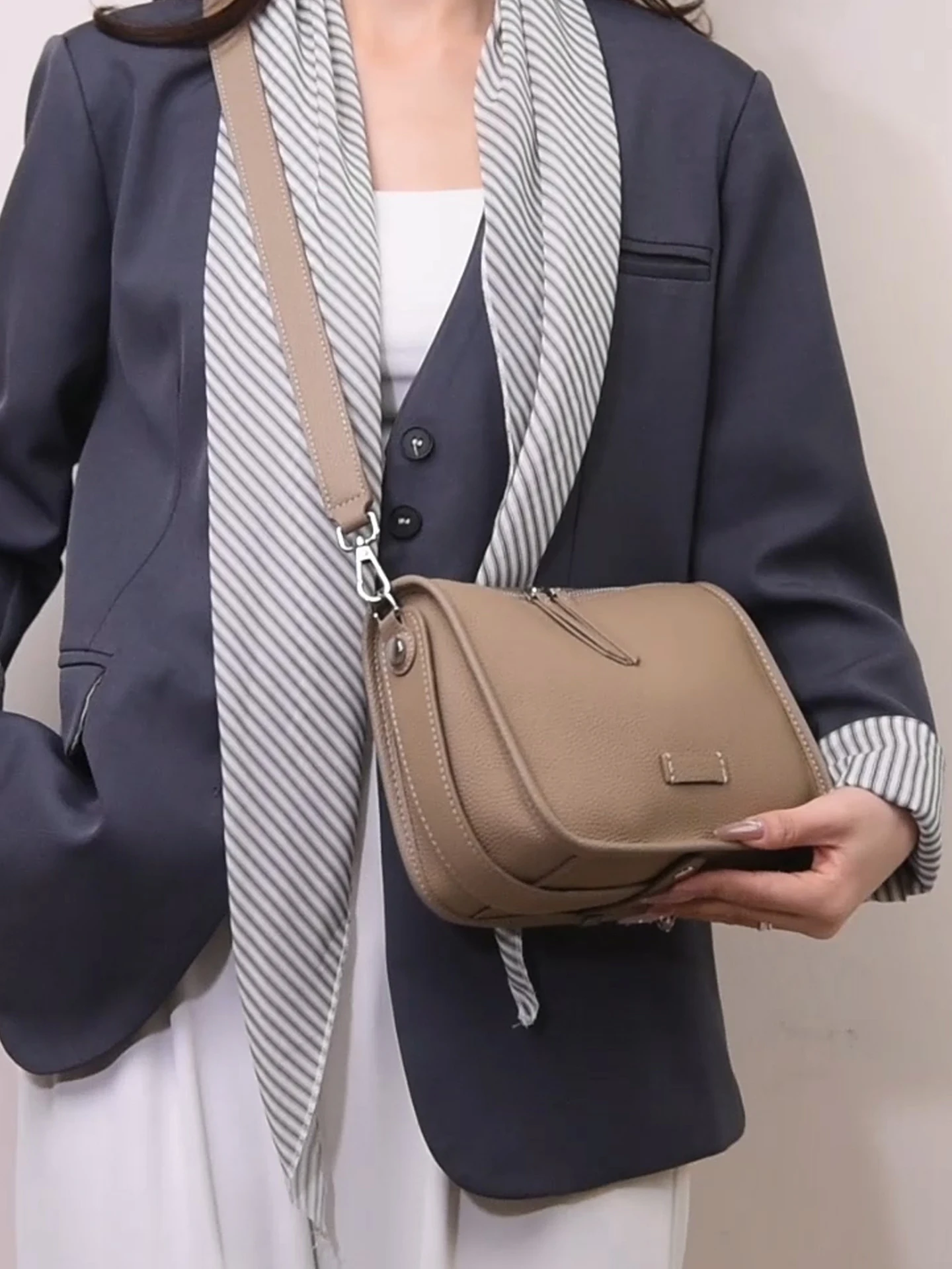 

Luxury Soft genuine leather Tote Bag Women Handbag New Brand Women Shoulder Crossbody Bag Cowhide Female Messenger Bags