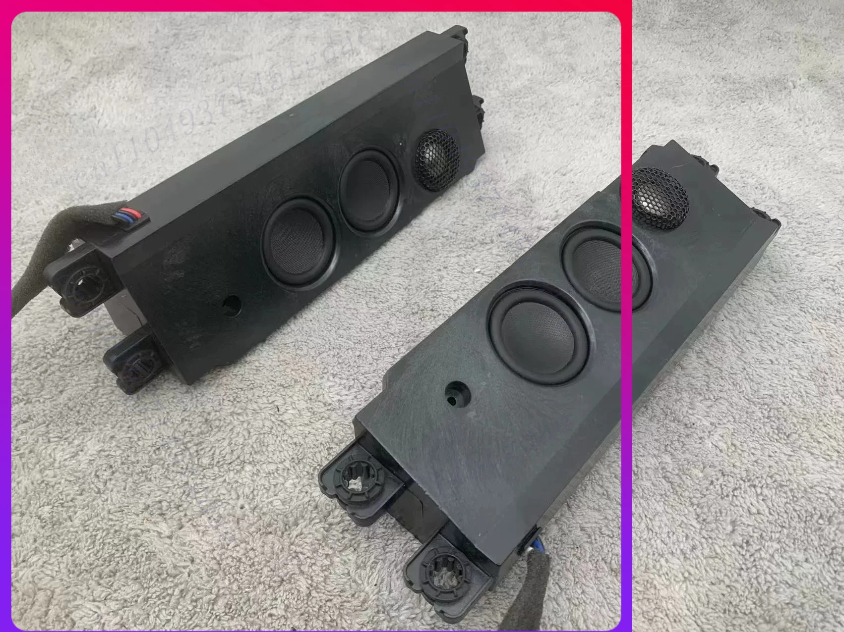 

A pair of audiophile-grade two-way passive speakers, desktop DIY scratches