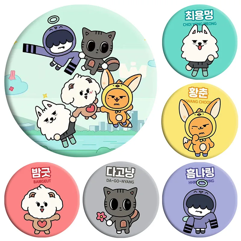 Kpop Idols Soobin Yeonjun Brooch Mirror Keychains Cartoon Cute Tinplate Badge Clothing Decoration TAEHYUN Soobin Fans Collection