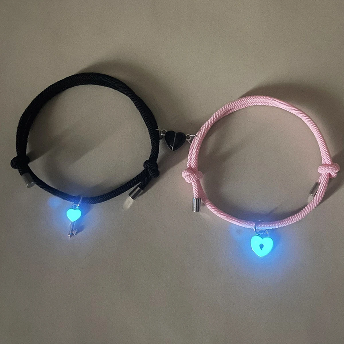 2Pcs Luminous Heart Lock and Key Couple Bracelet Magnetic Handmade Woven Rope for Valentine Fashion Classic Jewelry
