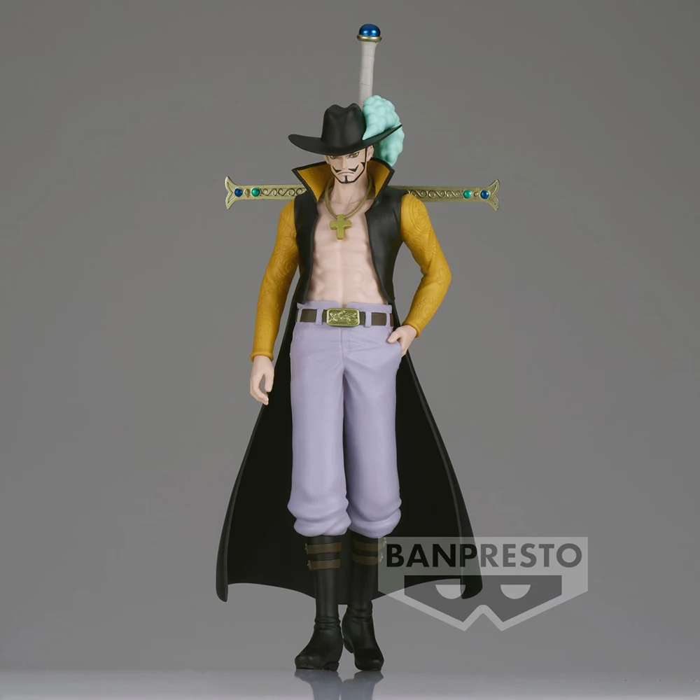 Pre Sale Original Banpresto The Shukko One Piece Dracule Mihawk Anime Collectible Figures Table Model Toys Birthday Gifts