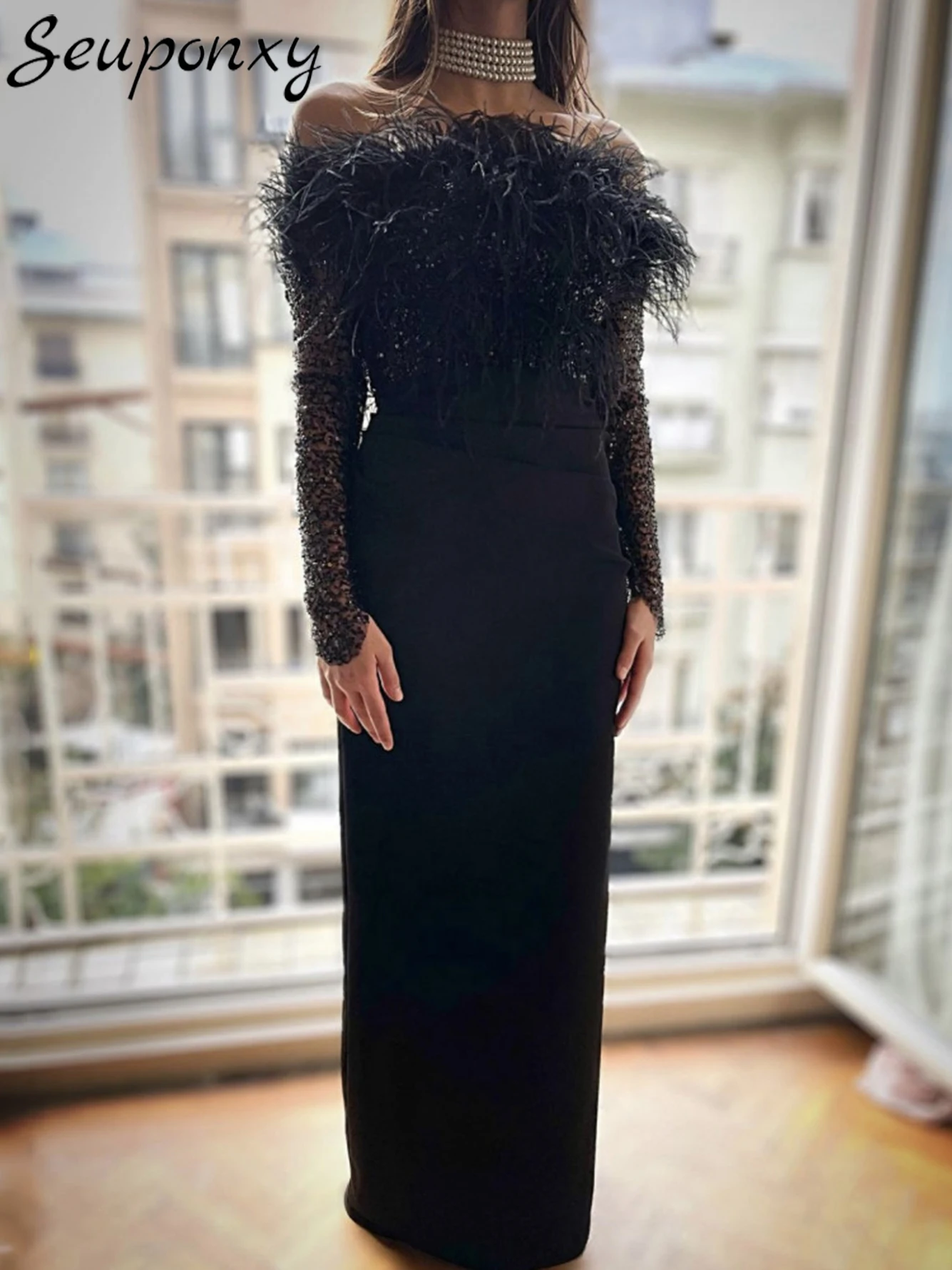 

High Quality 2024 New Women'S Black Sexy Strapless Long Sleeved Feather Sequin Draped Bandage Long Dress Celebrity Party Dress