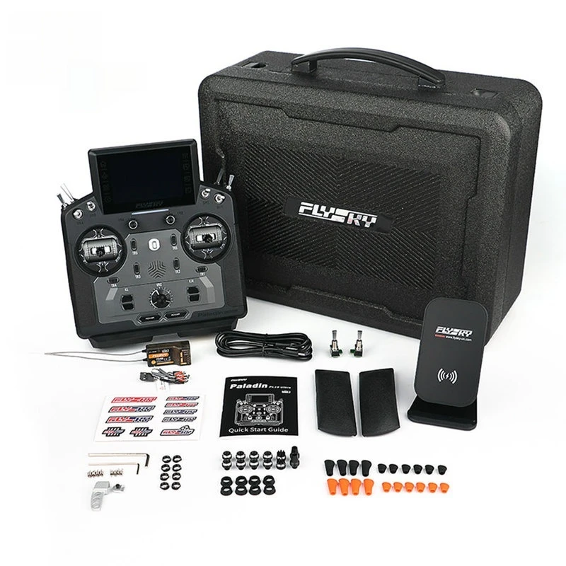 

В наличии Flysky Rich Control Pl18 Ultra пульт дистанционного управления, подходящий для инженерных транспортных средств, имитация лодок, гусеничных моделей автомобилей