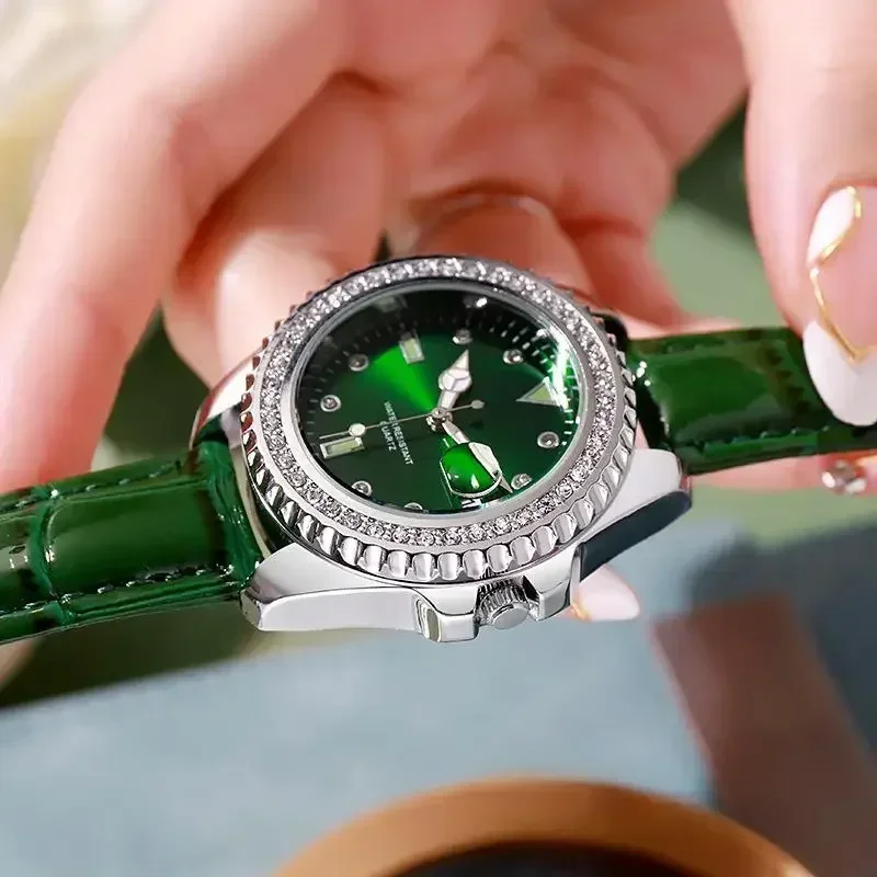 ساعة كوارتز بعلامة تجارية ماسية للنساء ، جلد أخضر بسيط ، ساعة فستان ، أزياء فاخرة للسيدات ، جديدة #6