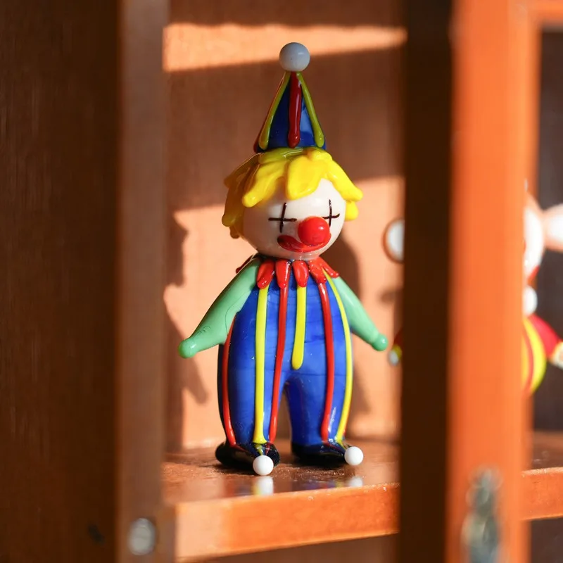 

Стеклянный клоун ручной работы из Чжобо, украшение для рабочего стола, милый и успокаивающий полосатый клоун, подарок на день рождения для мужчин