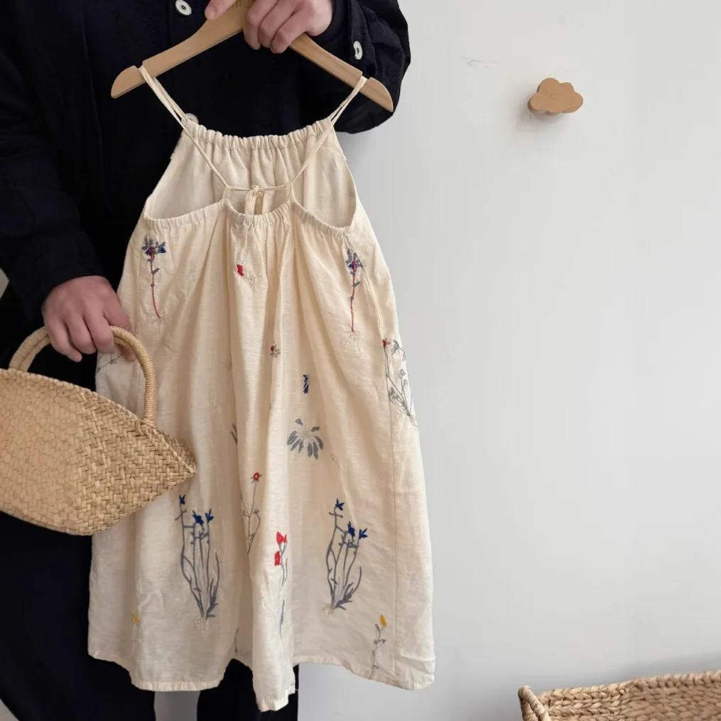 

Summer Korean Baby Girl Dress 2025 Forest Style Pastorale Style Dress for Girls Floral Beige Suspender Dress