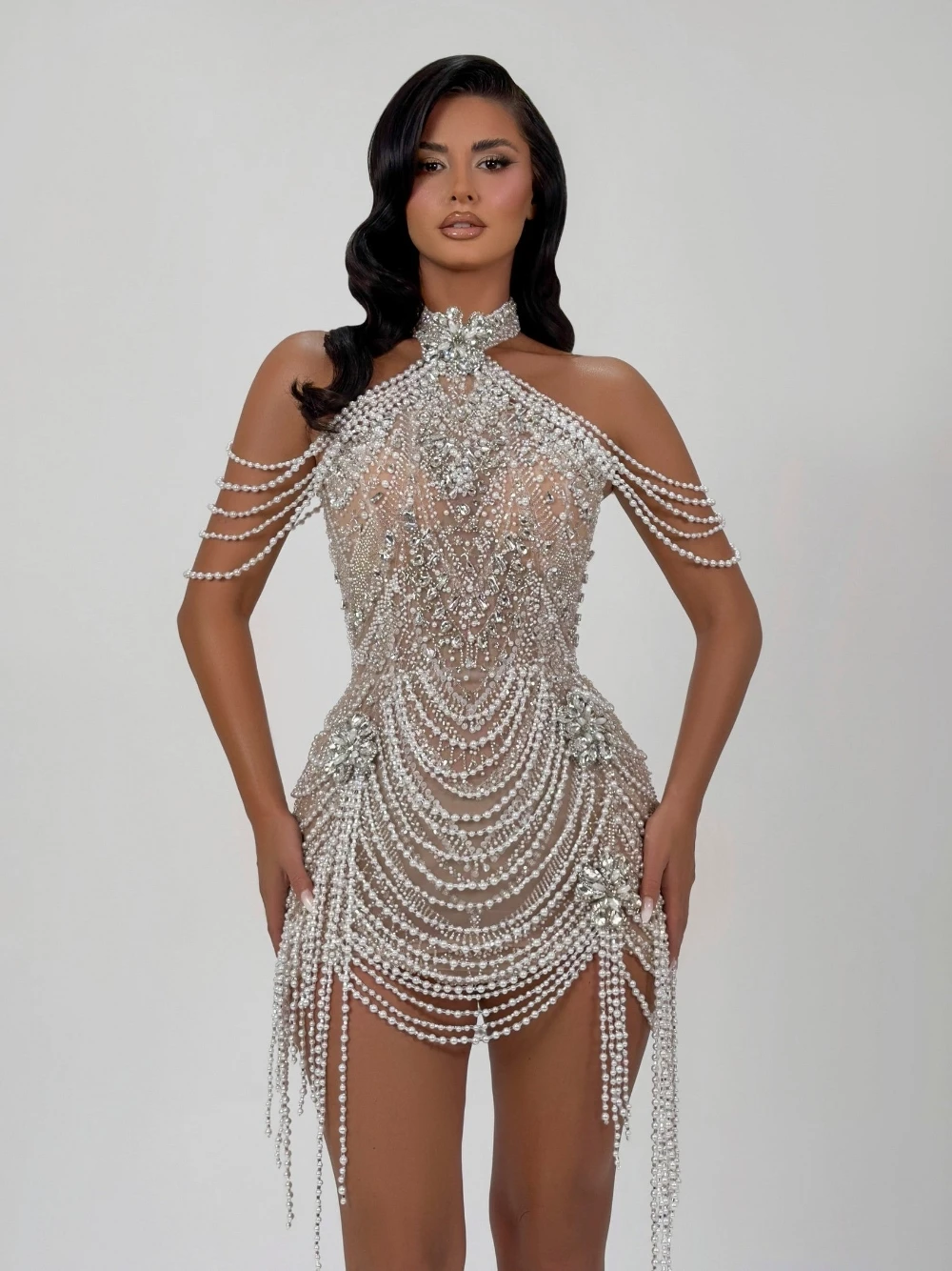 Luxury Sparkling Beaded Crystals Cocktail Dress Mini Fashionable Pearls Chains Fringe Off Shoulder Homecoming Gown Customized