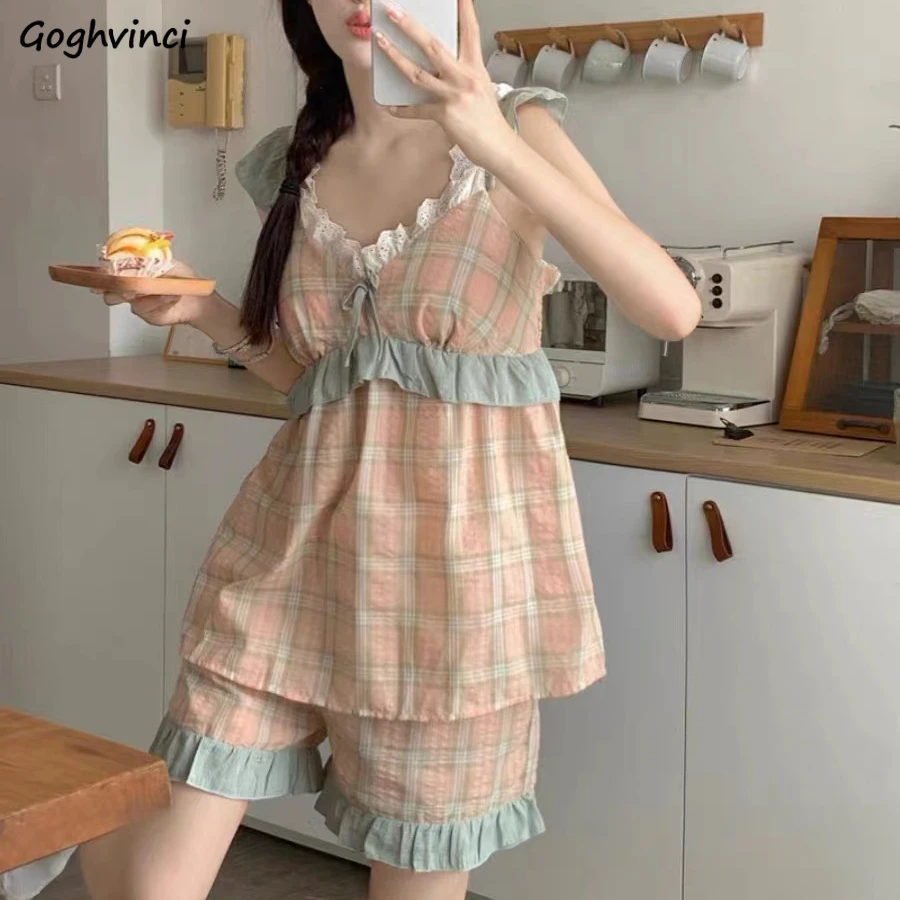 

Милые пижамные комплекты в корейском стиле, женские летние клетчатые комплекты с летающими рукавами в стиле ретро с подушечкой для бюстгальтера, уменьшающие возраст хлопково-льняные дышащие комплекты для девочек