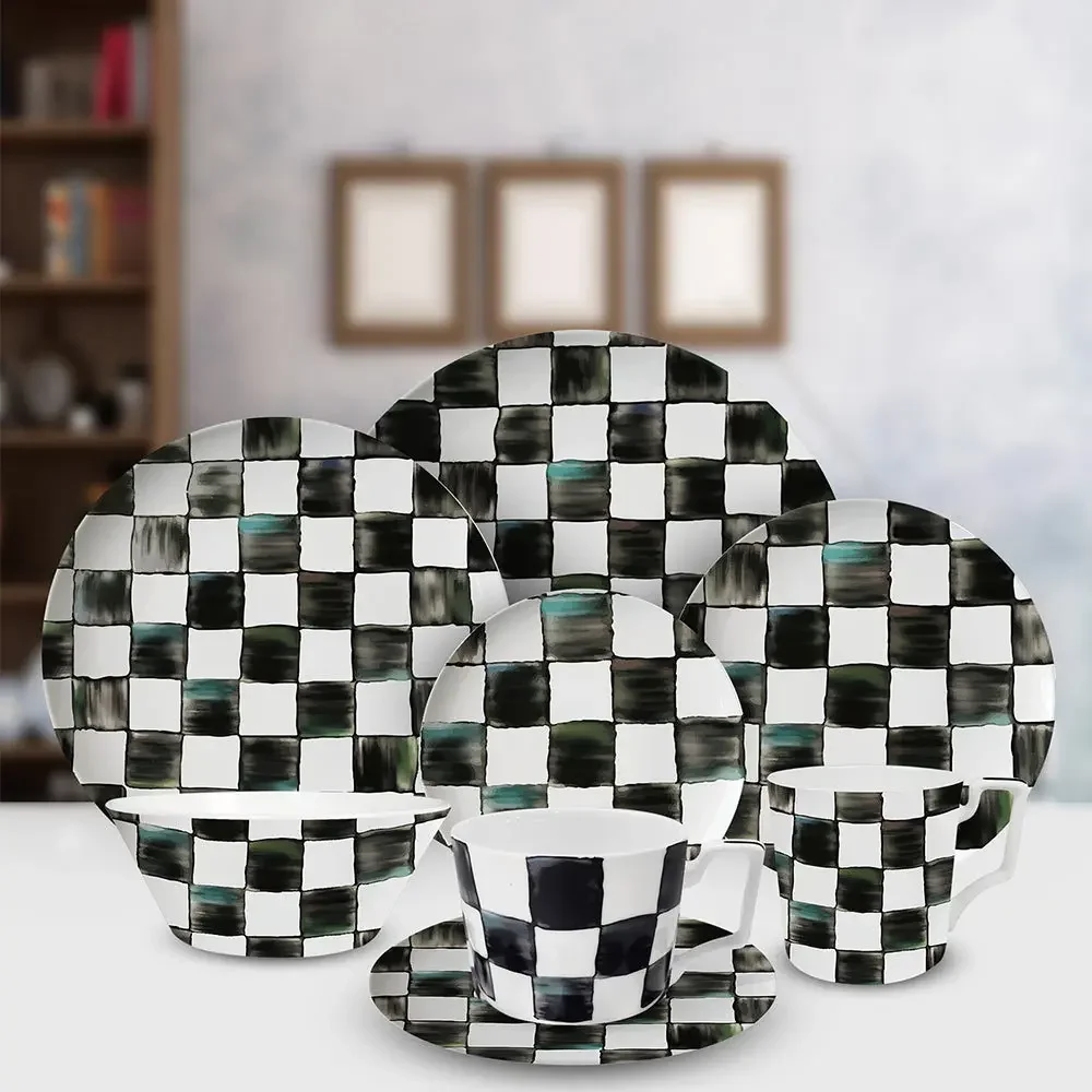 

2024 Hot Ink Style Black and White Chessboard Western Plate Football Creative Ceramic Dessert Cake Plate Gift